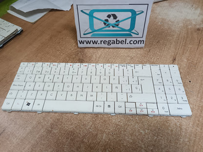 TECLADO DE P. BELL TJ 76, MODELO: MP-07F36E0-4424,