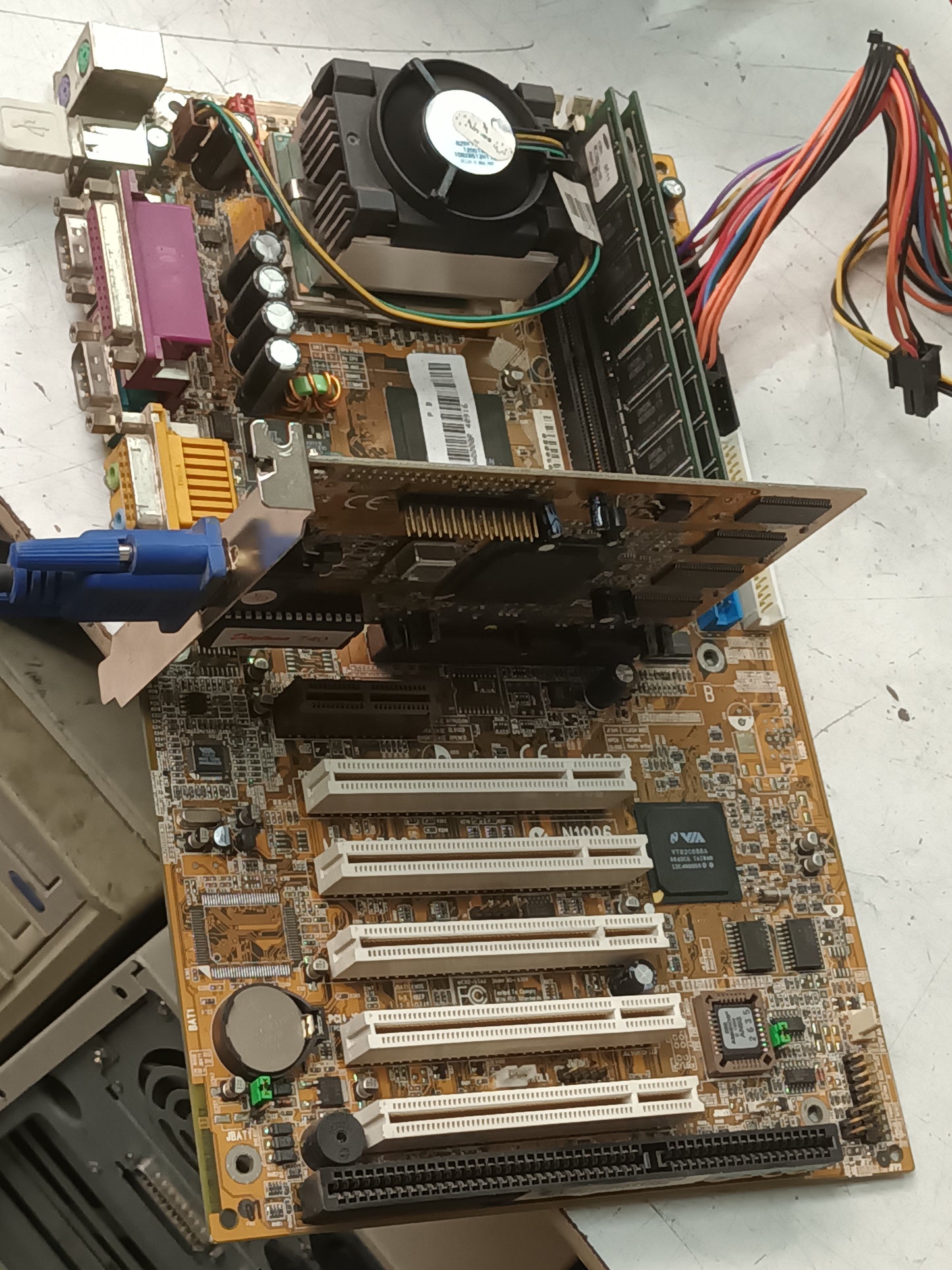 Placa base MS-6309, Intel Pentium III 667MHz