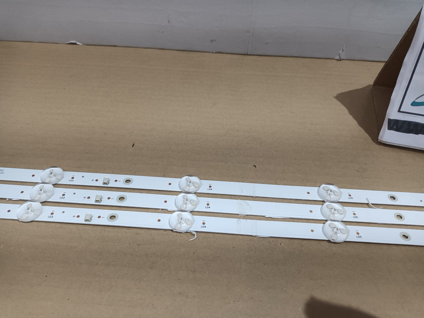 TD SISTEMS K40DLX15GLE, KIT TIRAS LED (ref,124)