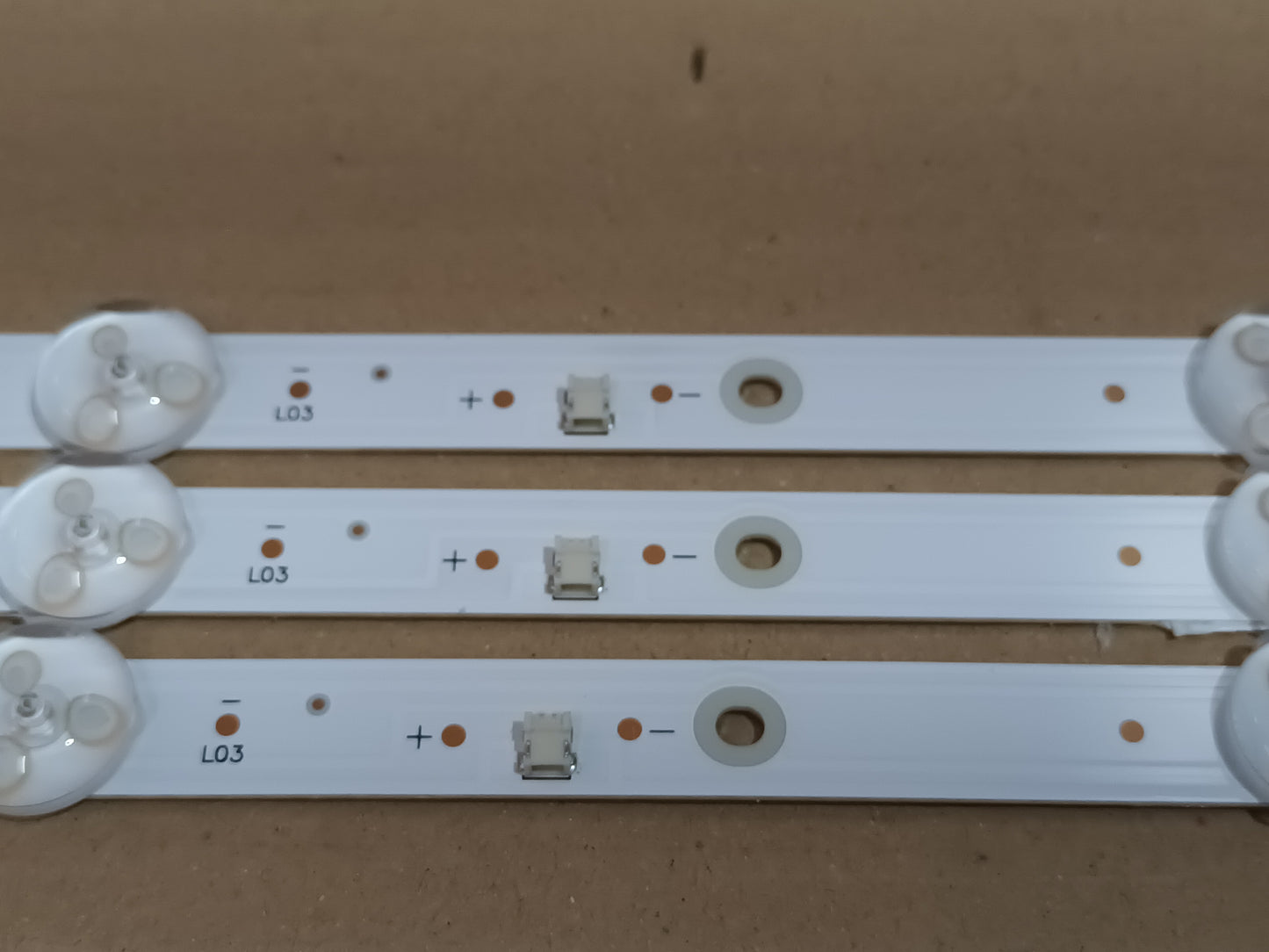 TD SISTEMS K40DLX15GLE, KIT TIRAS LED (ref,124)