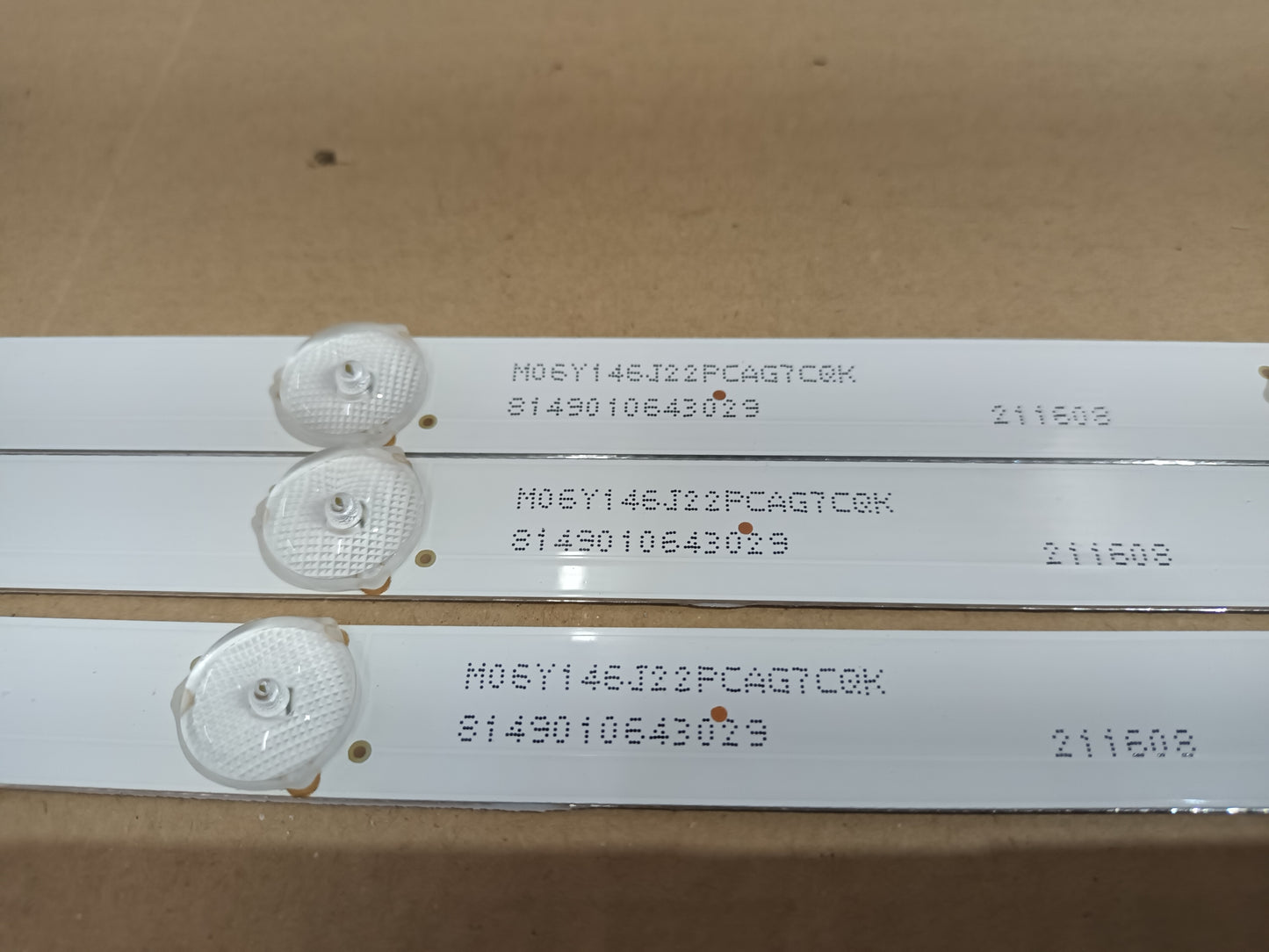KIT 3 tiras de retroiluminación de NEVIR NVR-7421-43HD-N