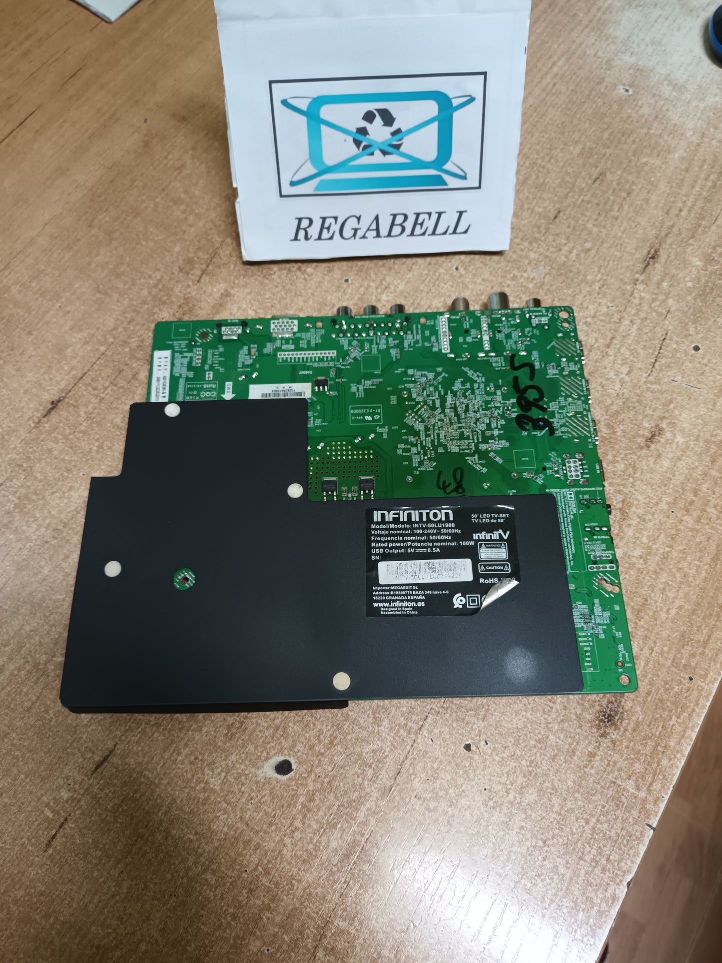 TP.MT5522S.PC822, DE INFINITON INTV-50LU1900