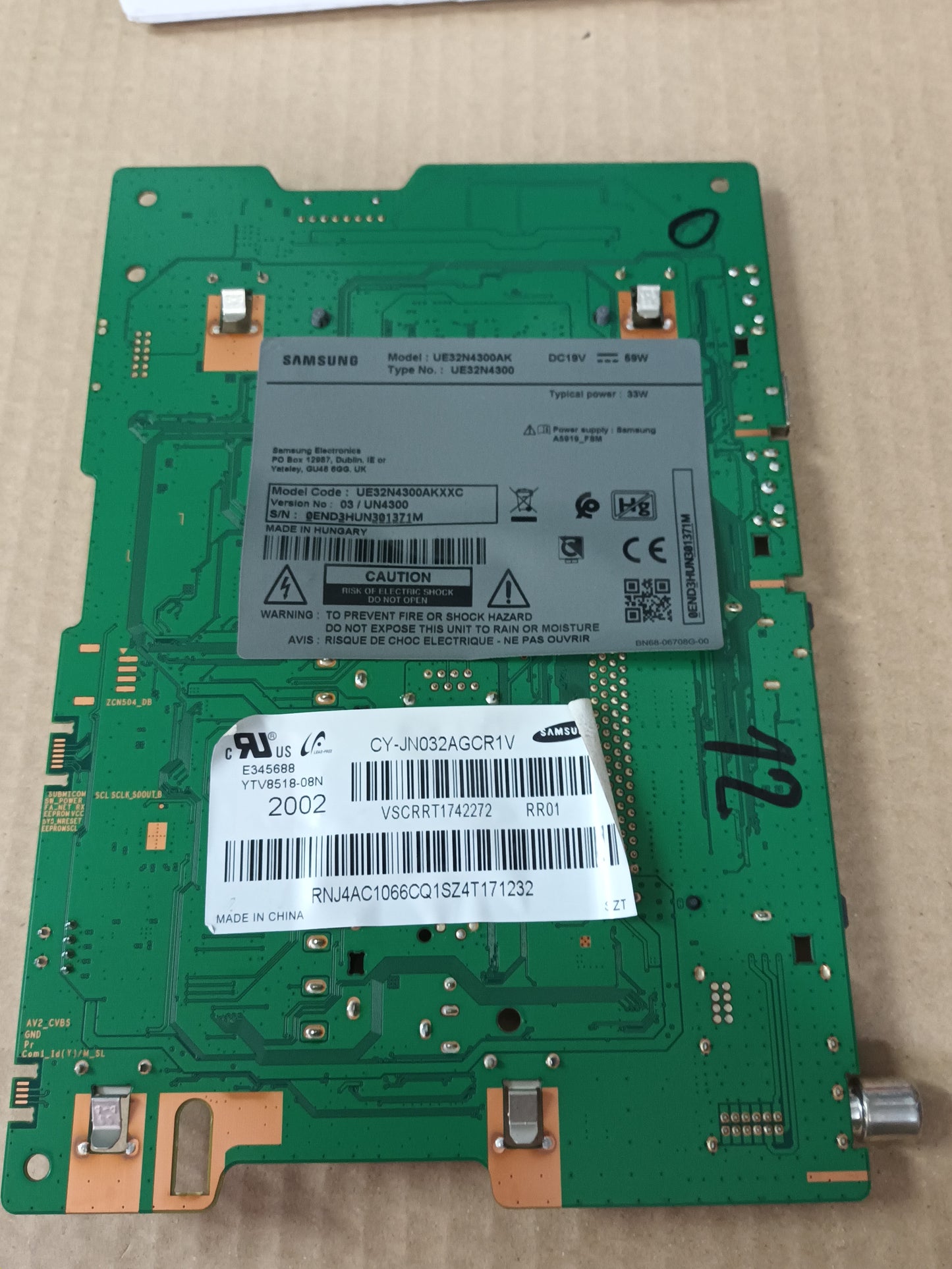 BN94-12952F, de SAMSUNG UE32N4300AK