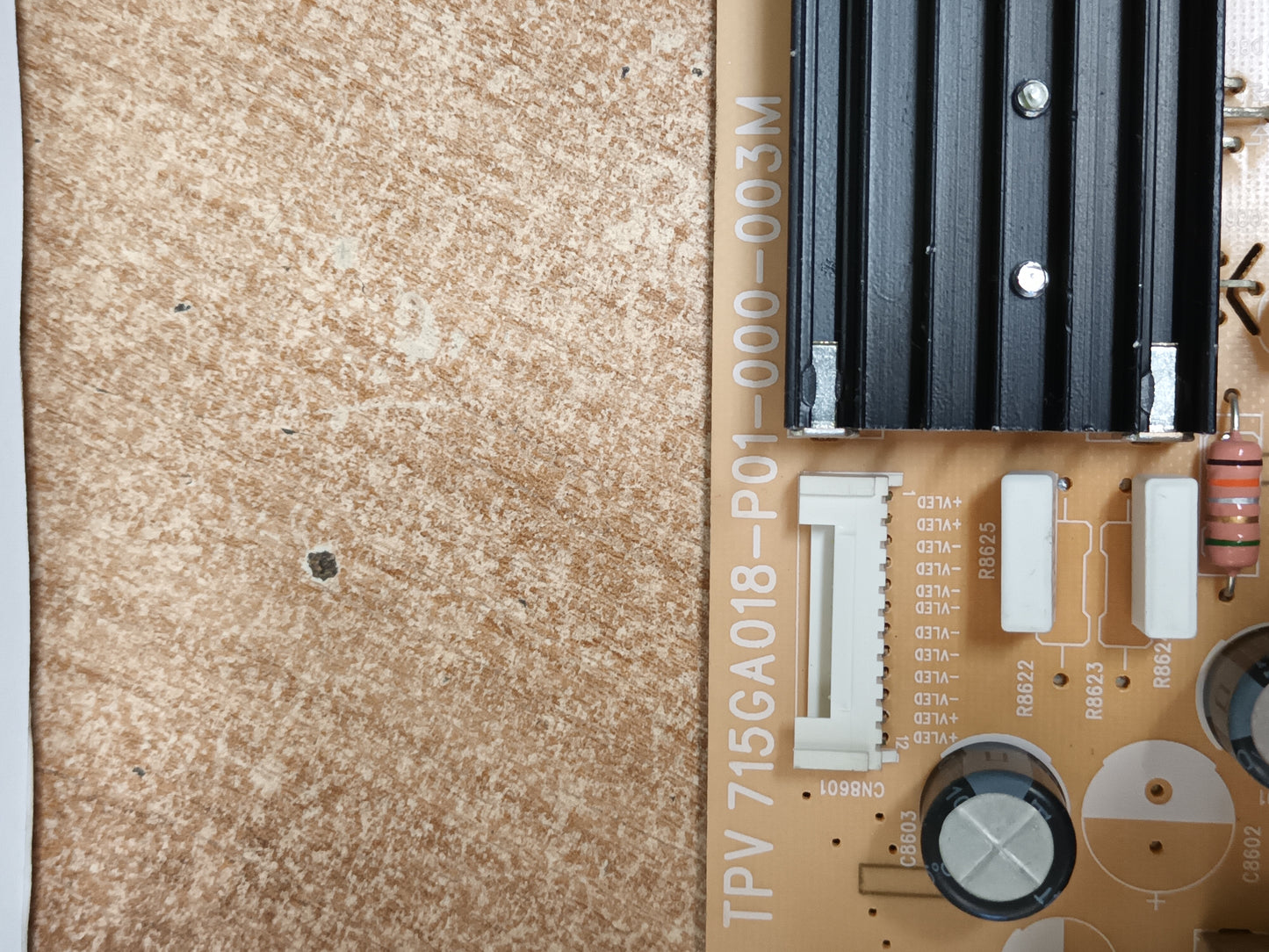 715GA018-P01-000-003M, DE TV PHILIPS 50PUS6704/12