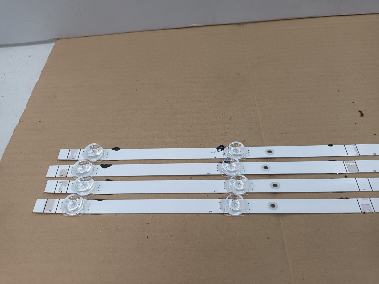 HISENSE 50A63H, KIT 4 TIRAS LED (ref,372)