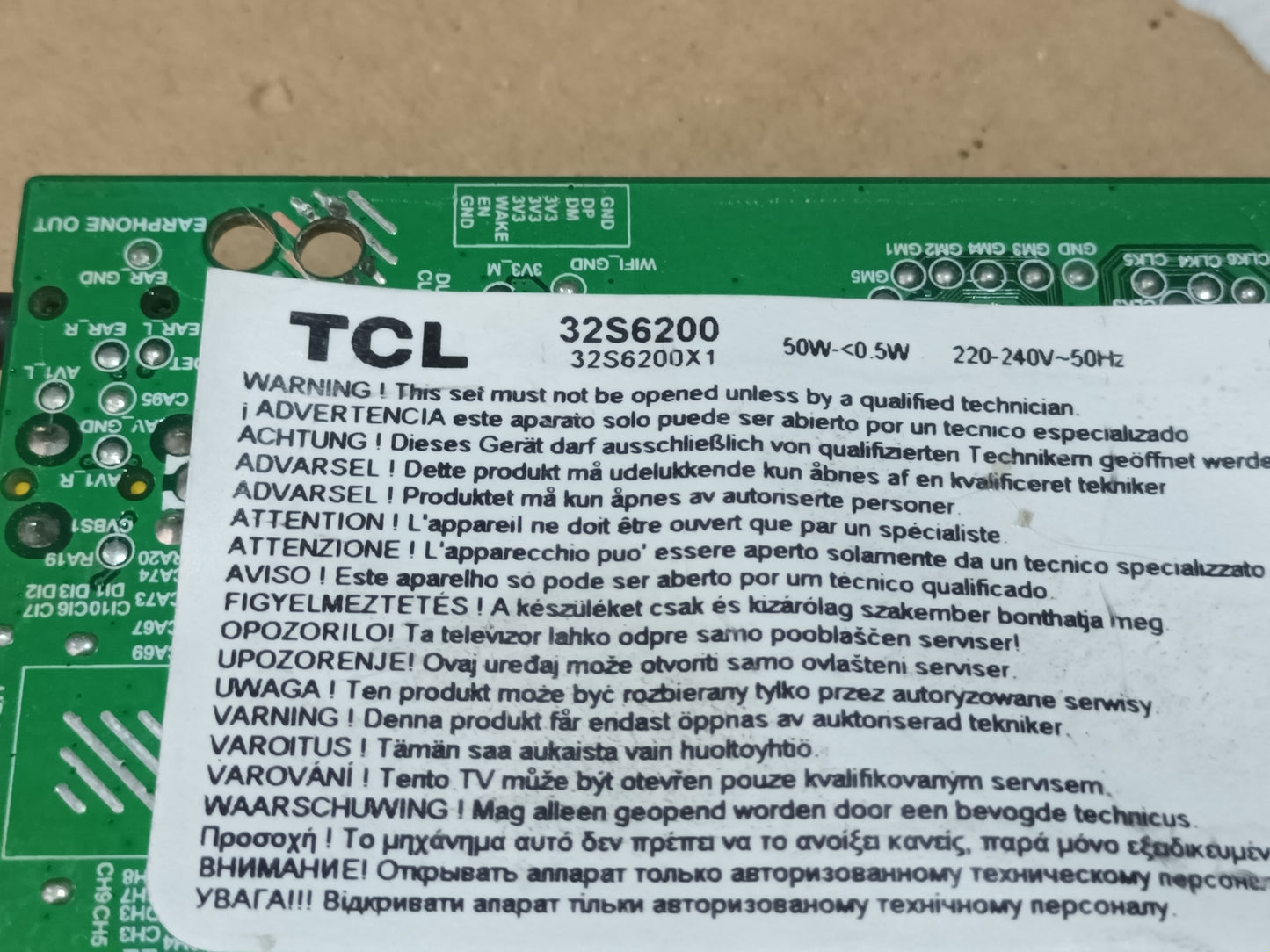 TCL 32S6200, KIT 1 TIRAS LED (ref,378)