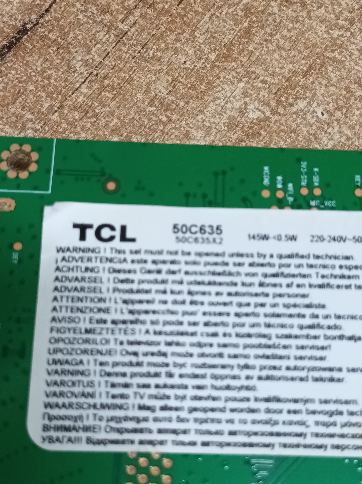 soporte de TCL 50C635