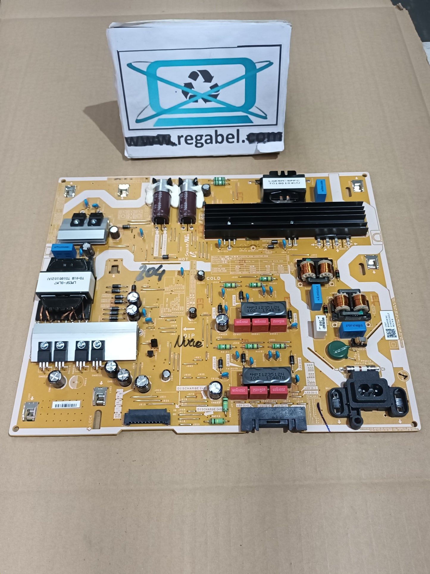 BN44-00878C, de SAMSUNG UE49NU8075T, NUEVA