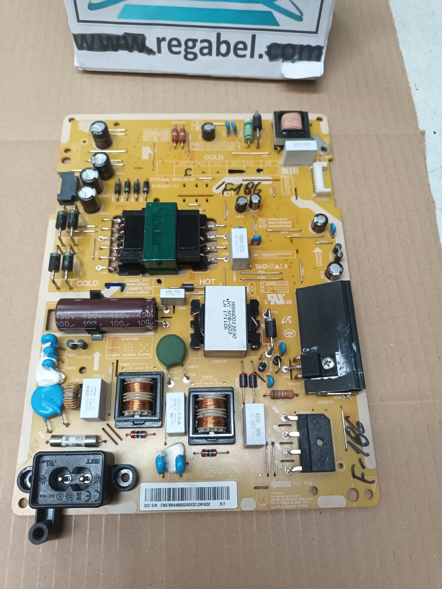 BN44-00852A, de Samsung UE40J5000AW