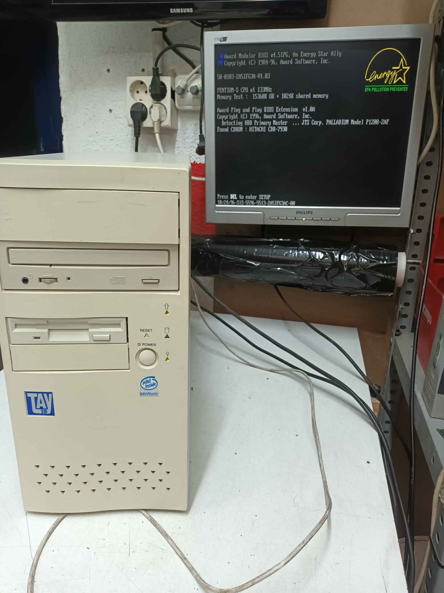 n-9, pc retro PENTIUM S, CPU AT 133MHZ