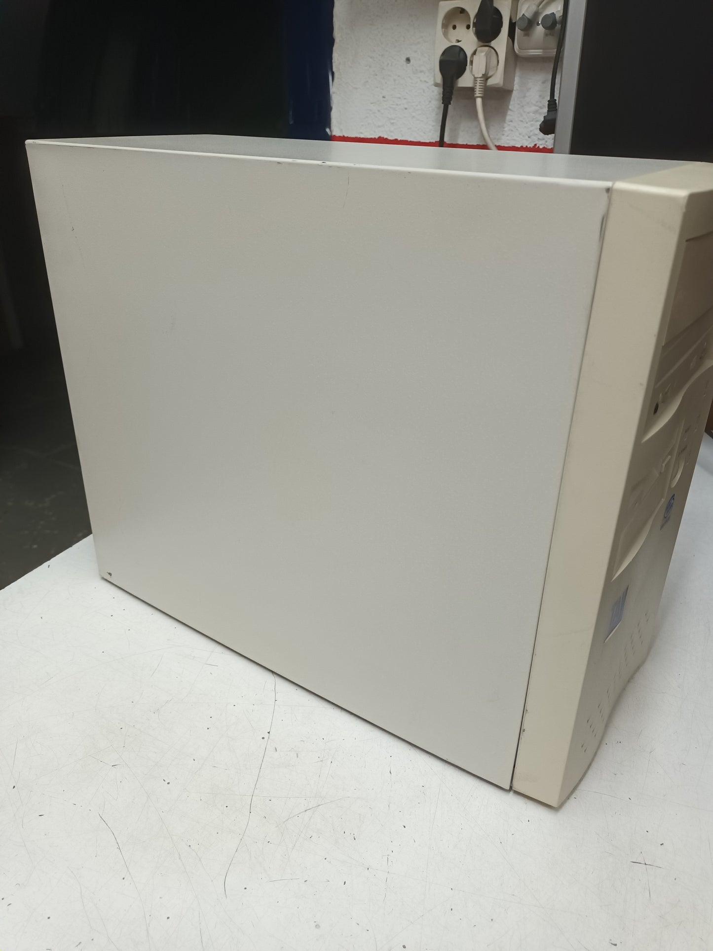 n-9, pc retro PENTIUM S, CPU AT 133MHZ