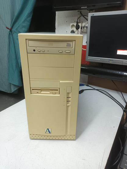 N-28, PC PENTIUM III 800eb MHZ