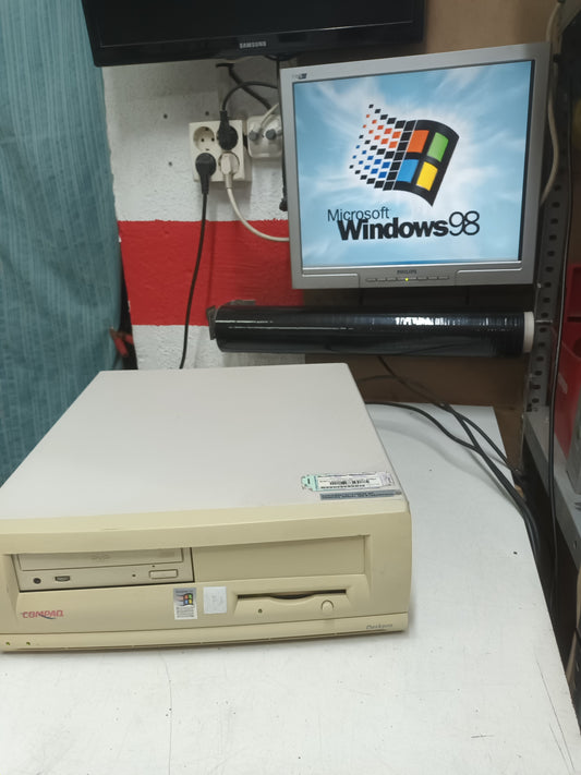 n-35 PC Retro Compaq Deskpro Pentium III 866MHz