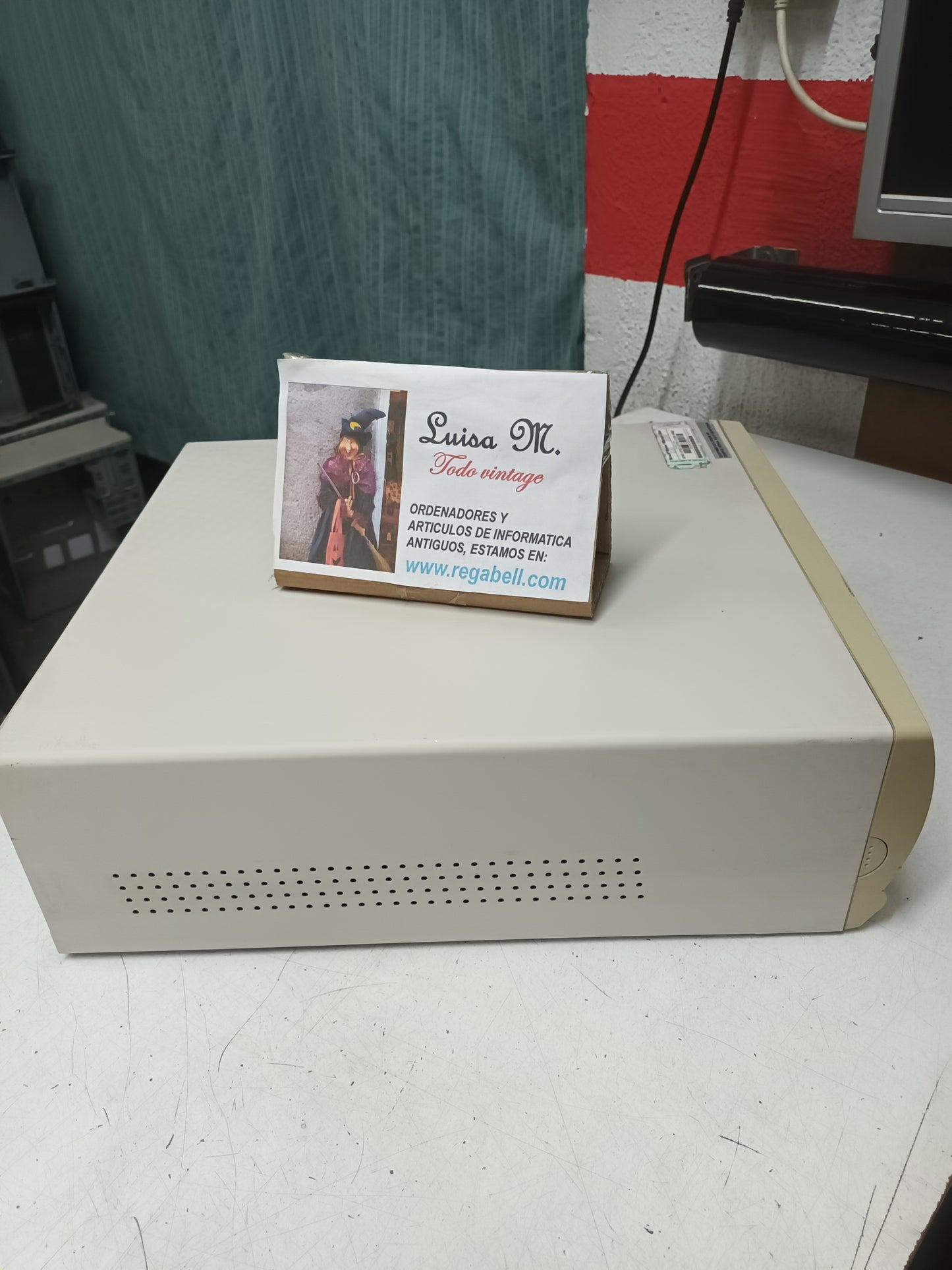n-35 PC Retro Compaq Deskpro Pentium III 866MHz