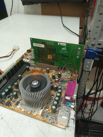 3dfx Voodoo 3 1000 AGP 8MB Tarjeta Gráfica