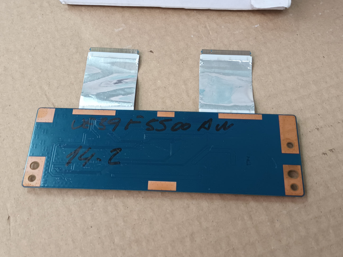 T500HVN5.0, de Samsung UE39F5700AW