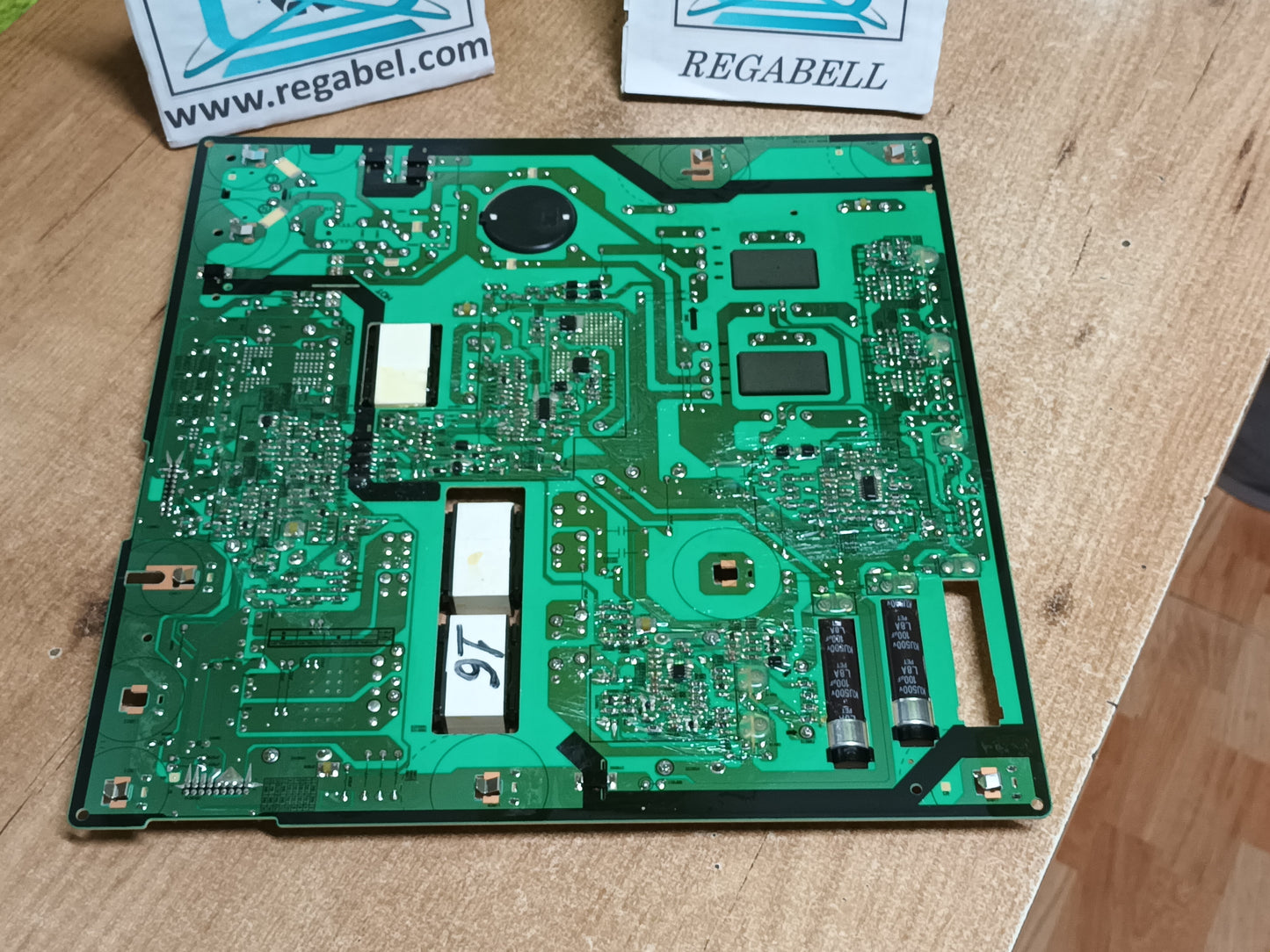 BN44-00983C, de SAMSUNG QE75Q70RAT