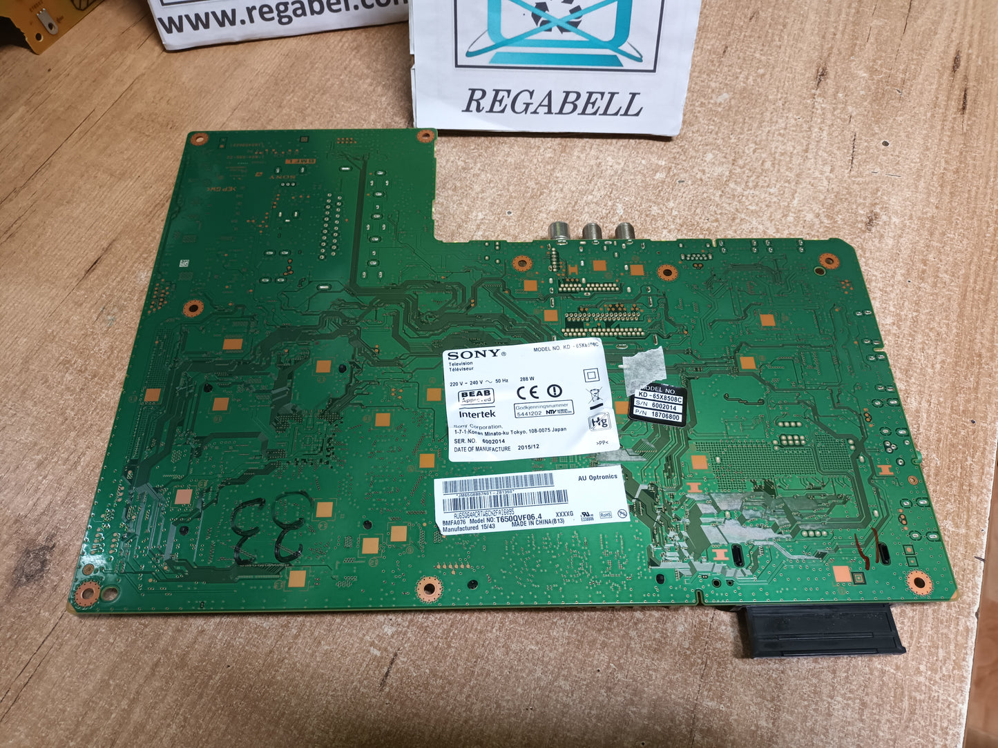 1-894-596-22, de  SONY KD-65X8508C