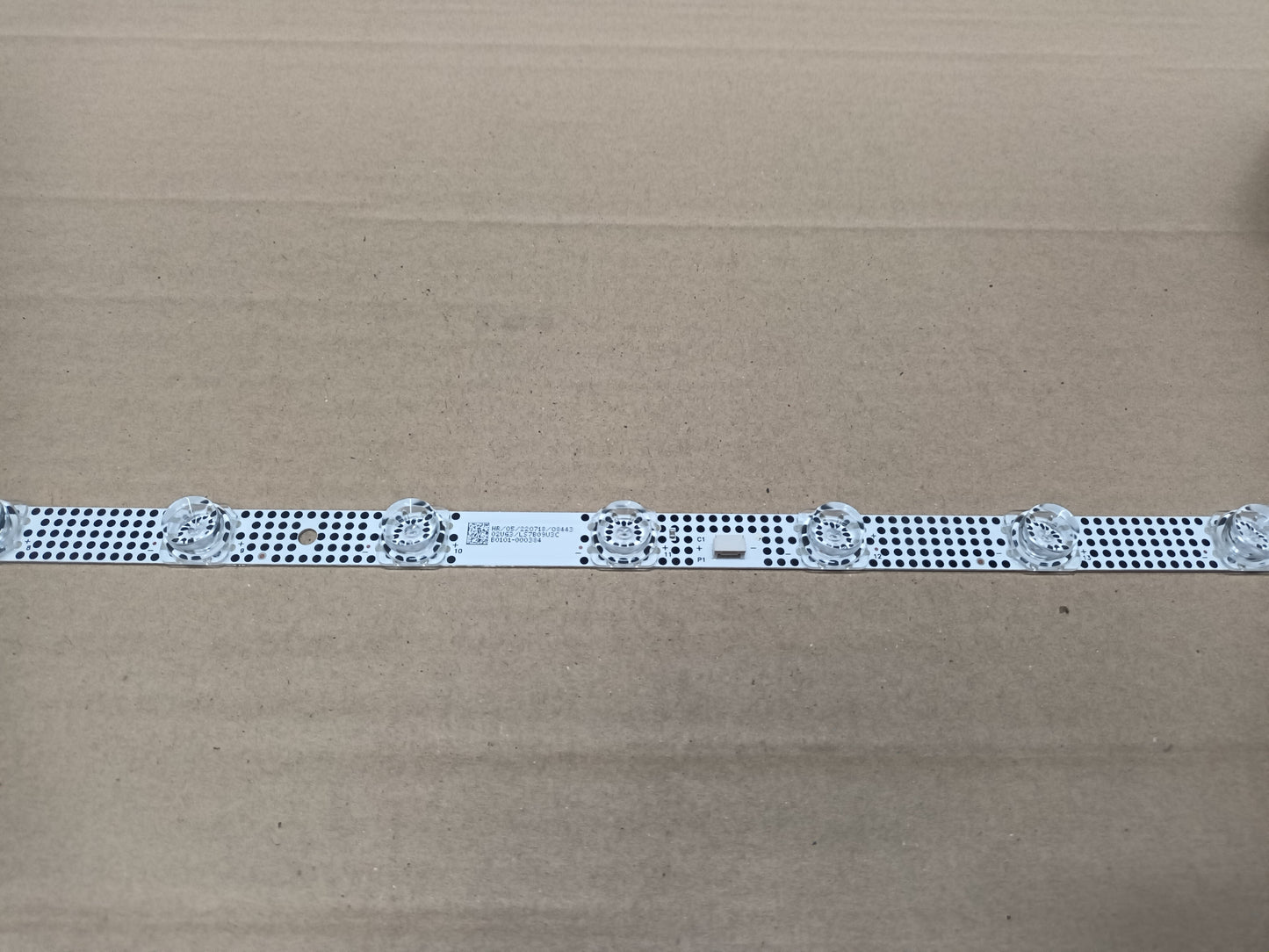 Kit de tira LED de TCL modelo 50P635