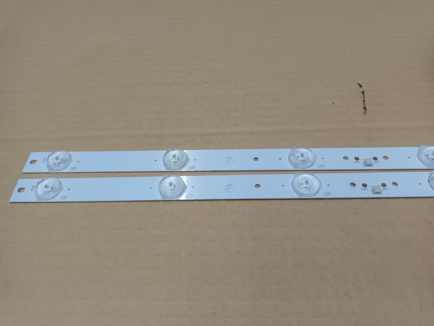 Kit de tiras LED para televisor STREAM SYSTEM BM2419