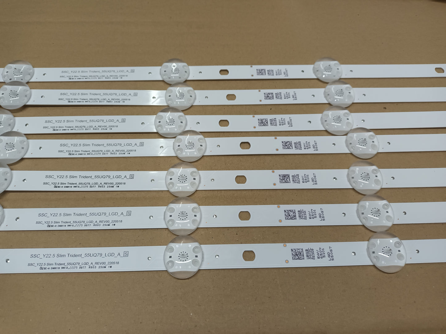 kit tiras de led, 7 uni, referencia: SSC_Y22.5 SLIM TRIDENT_55UQ79