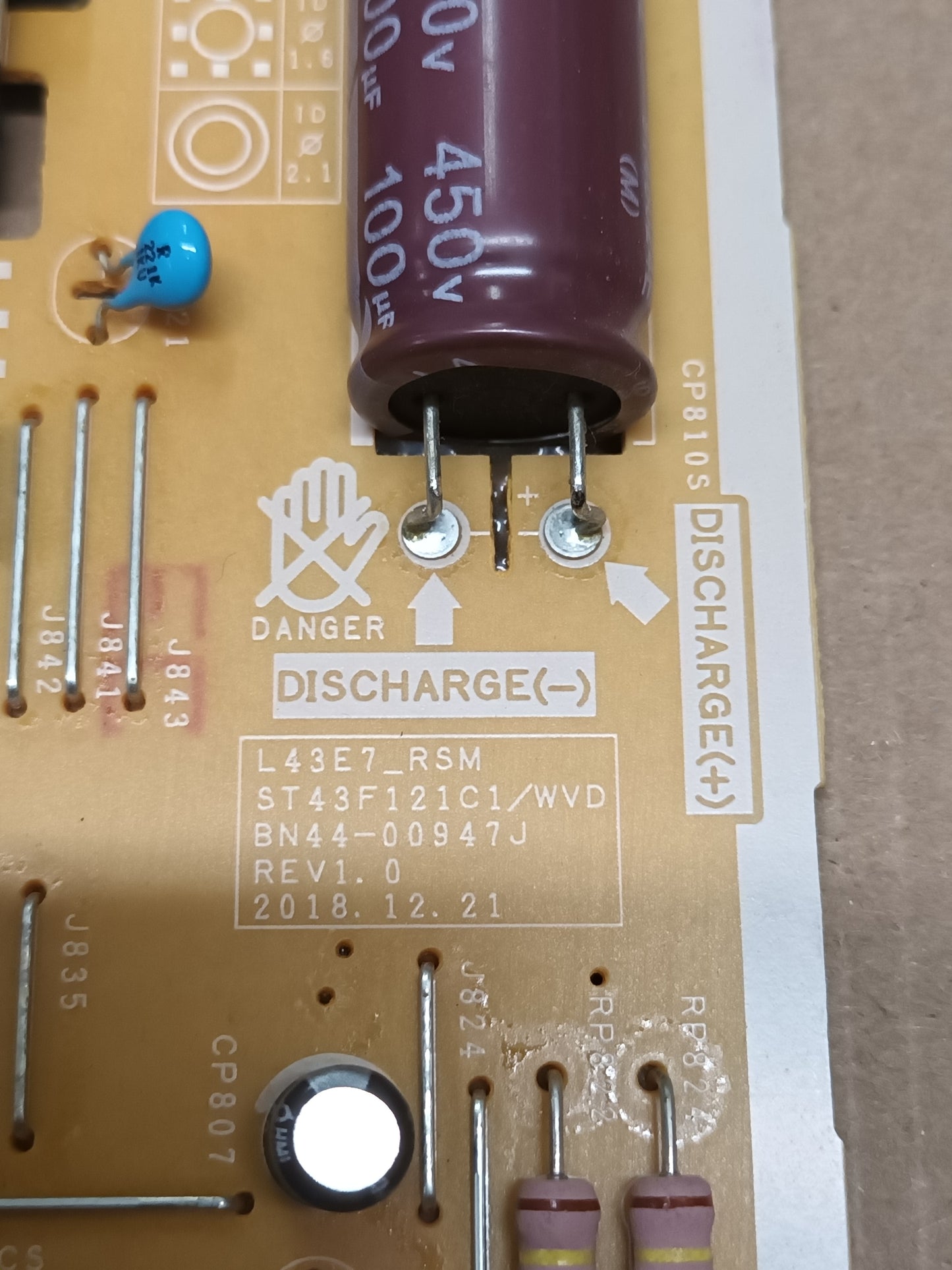 BN44-00947J, de Samsung UE43RU7025K