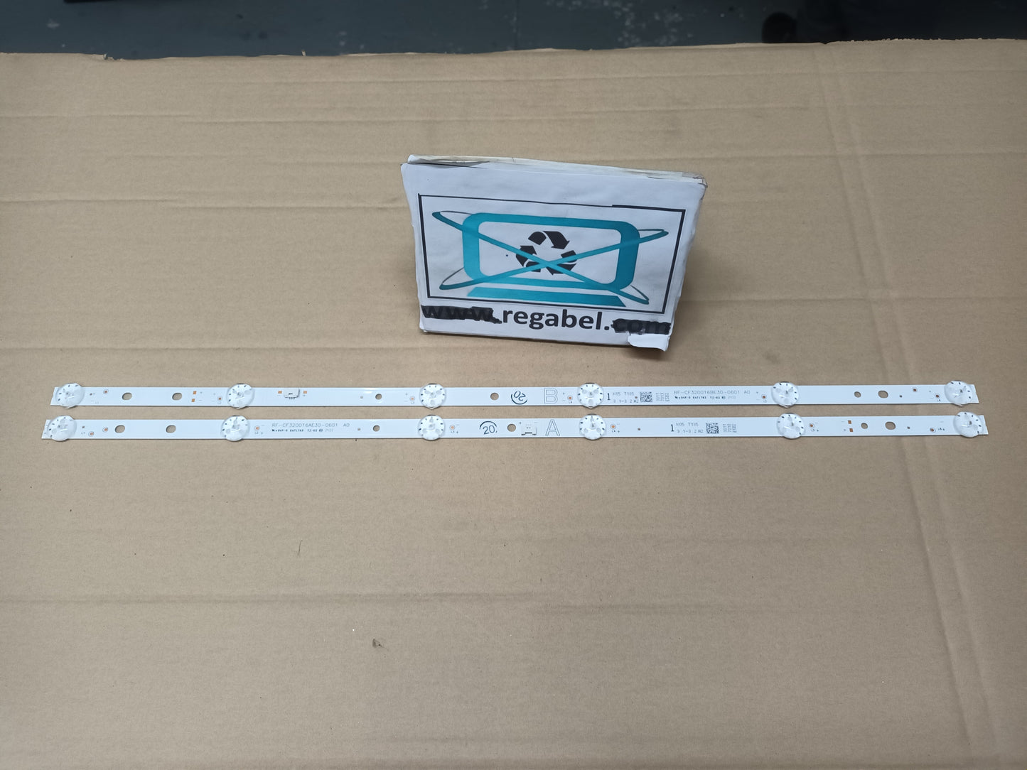 Kit 2 Tiras LED de TOSHIBA 32WV3463DG