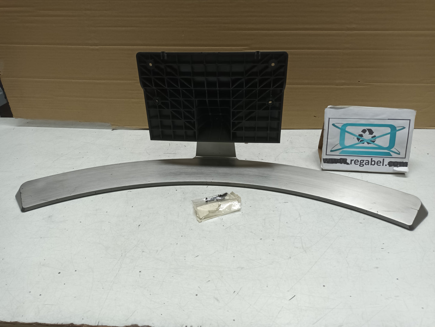 soporte, peana para,  LG43LH, MAZ651501