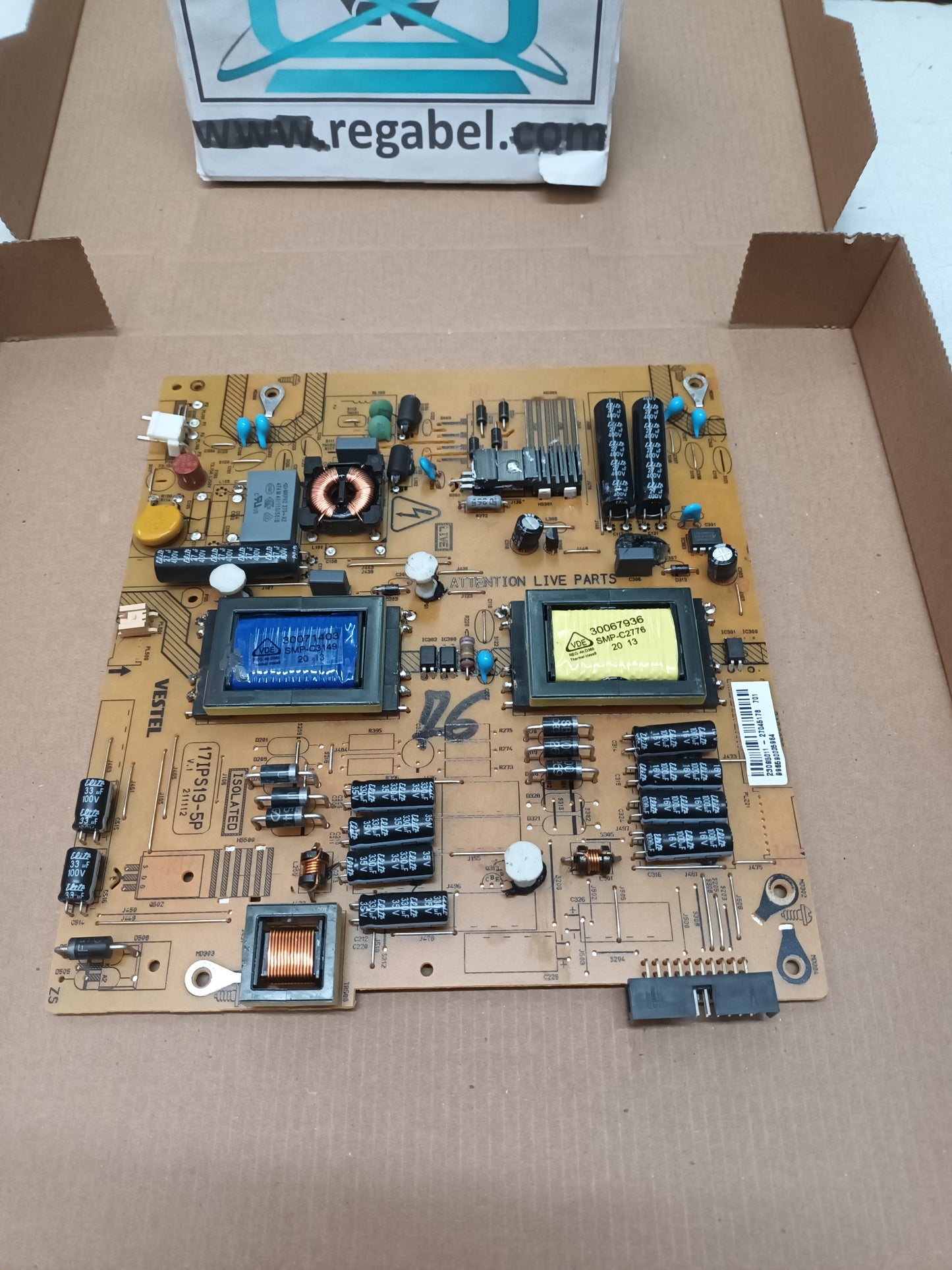 17IPS19-5P, de PHILIPS 32PFL3008H/12