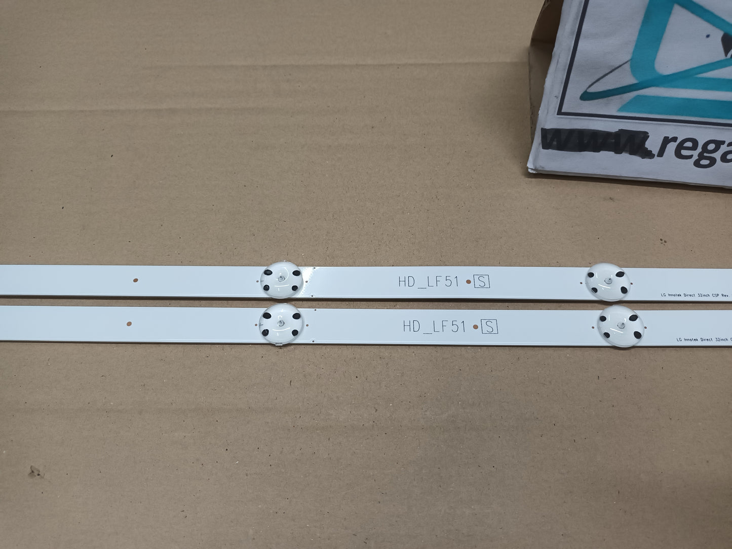LG32LF510B, KIT TIRAS LED
