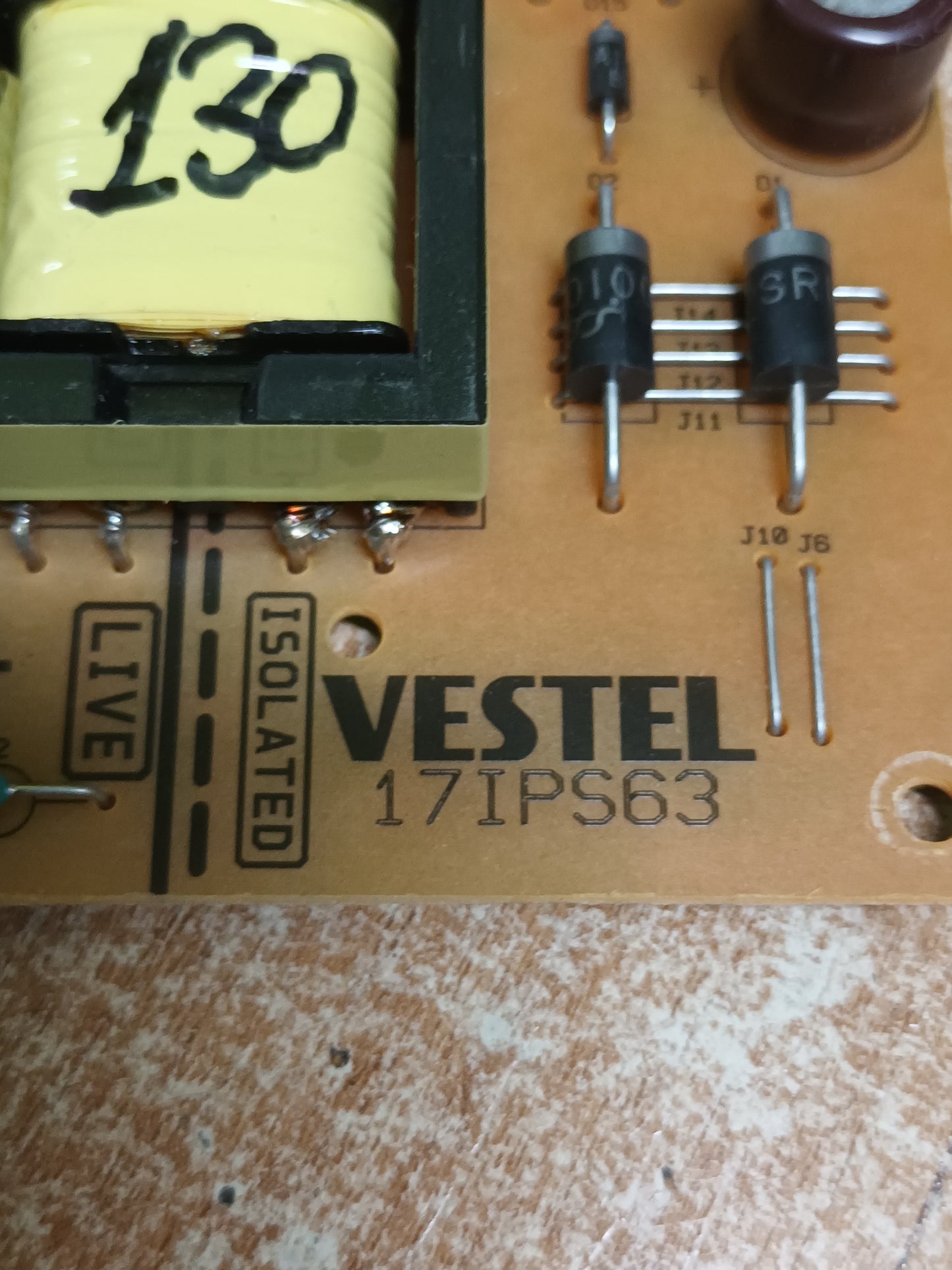 17IPS63, de TOSHIBA 32WV3463DG