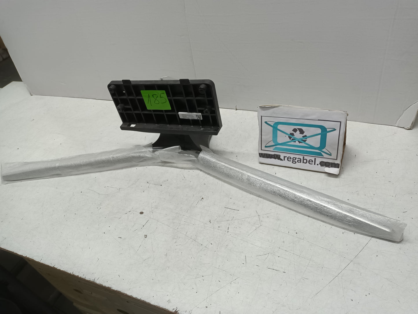 soporte, peana de SAMSUNG UE49MU6105K, NUEVO