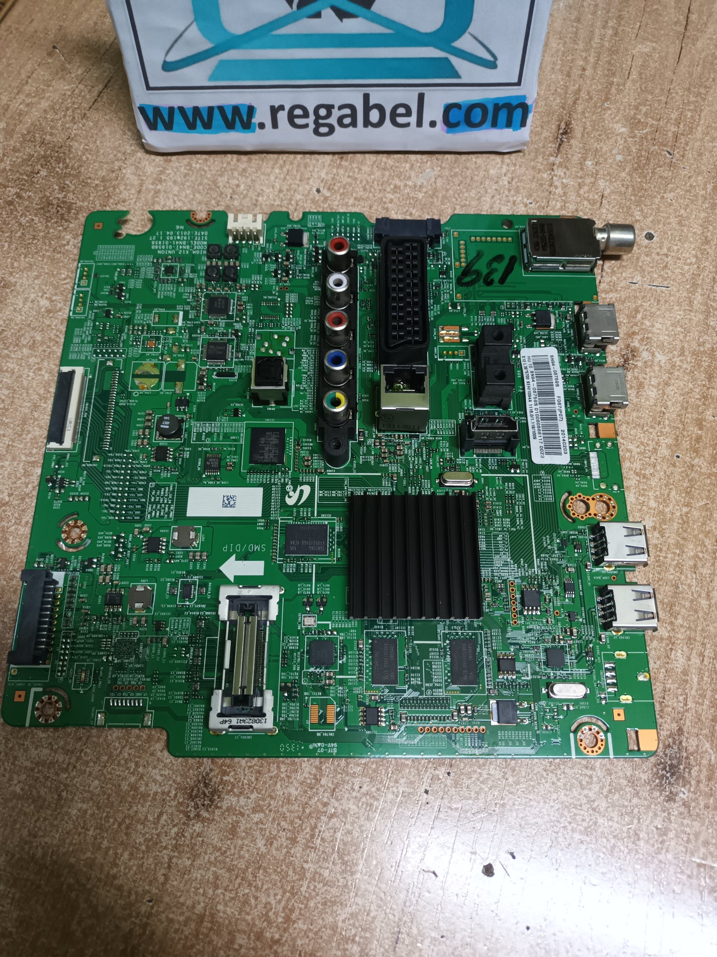 BN94-06759S, de Samsung UE39F5700AW