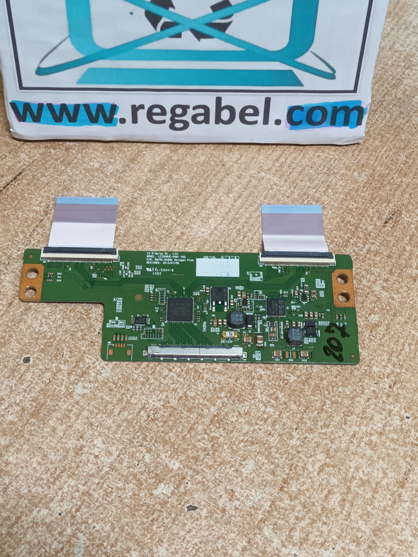 6870C-0488A de LG32LF630V