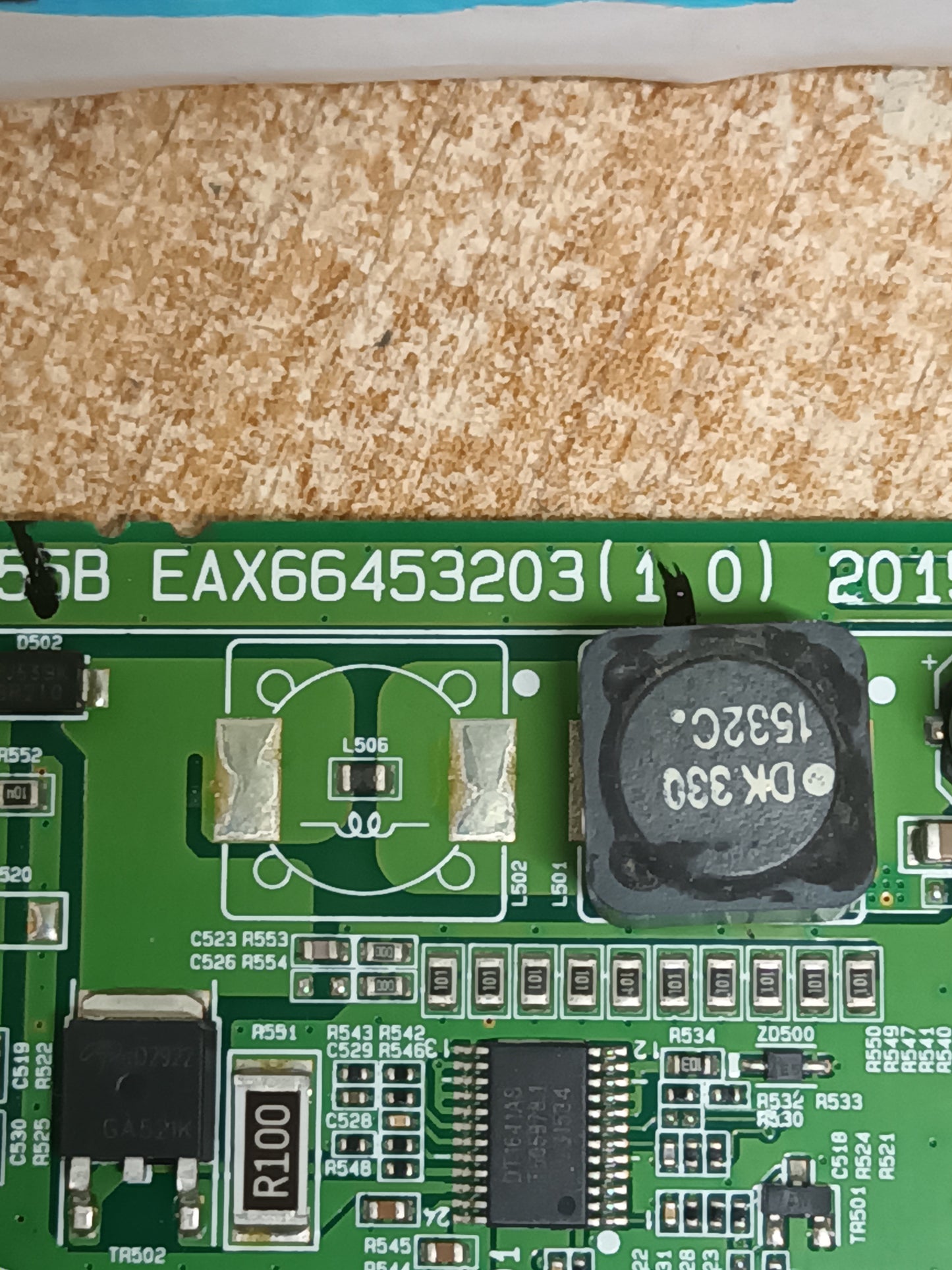 EAX66453203(1.0), EBT64049804 de LG32LF510B