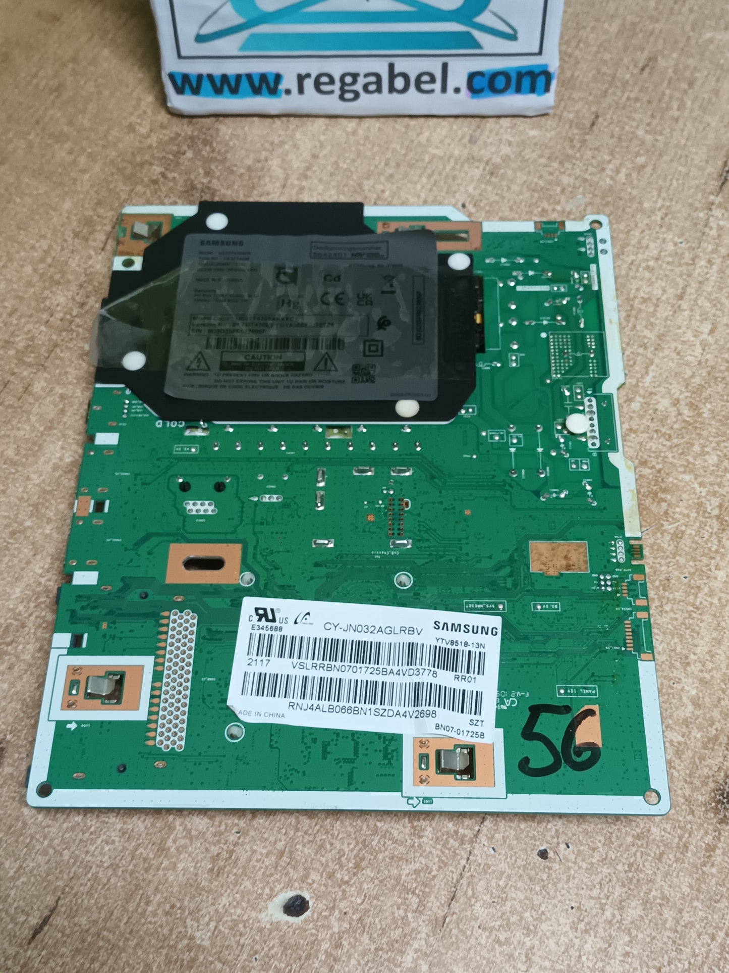 BN96-51894B, de SAMSUNG UE32T4305AK