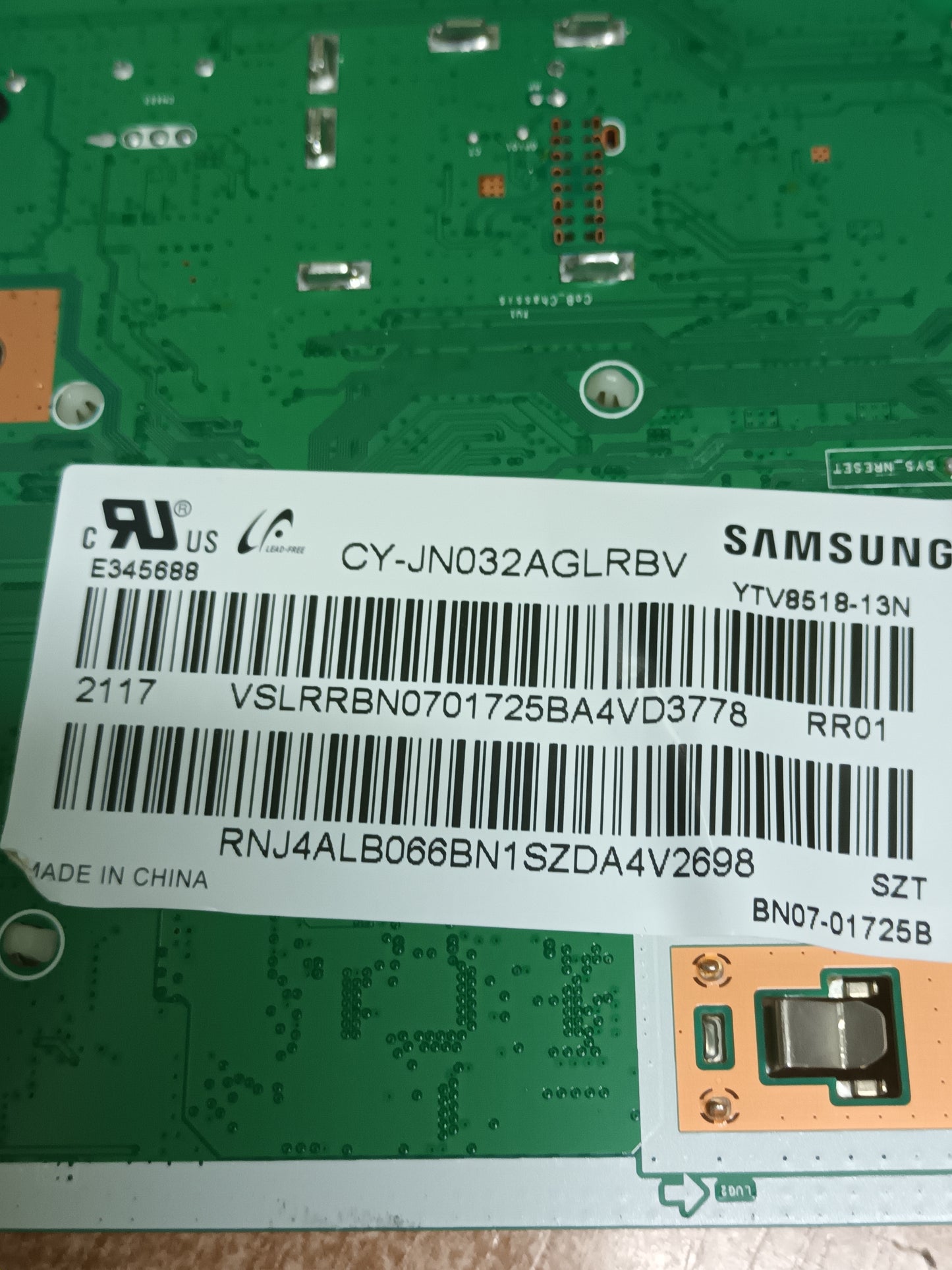 BN96-51894B, de SAMSUNG UE32T4305AK