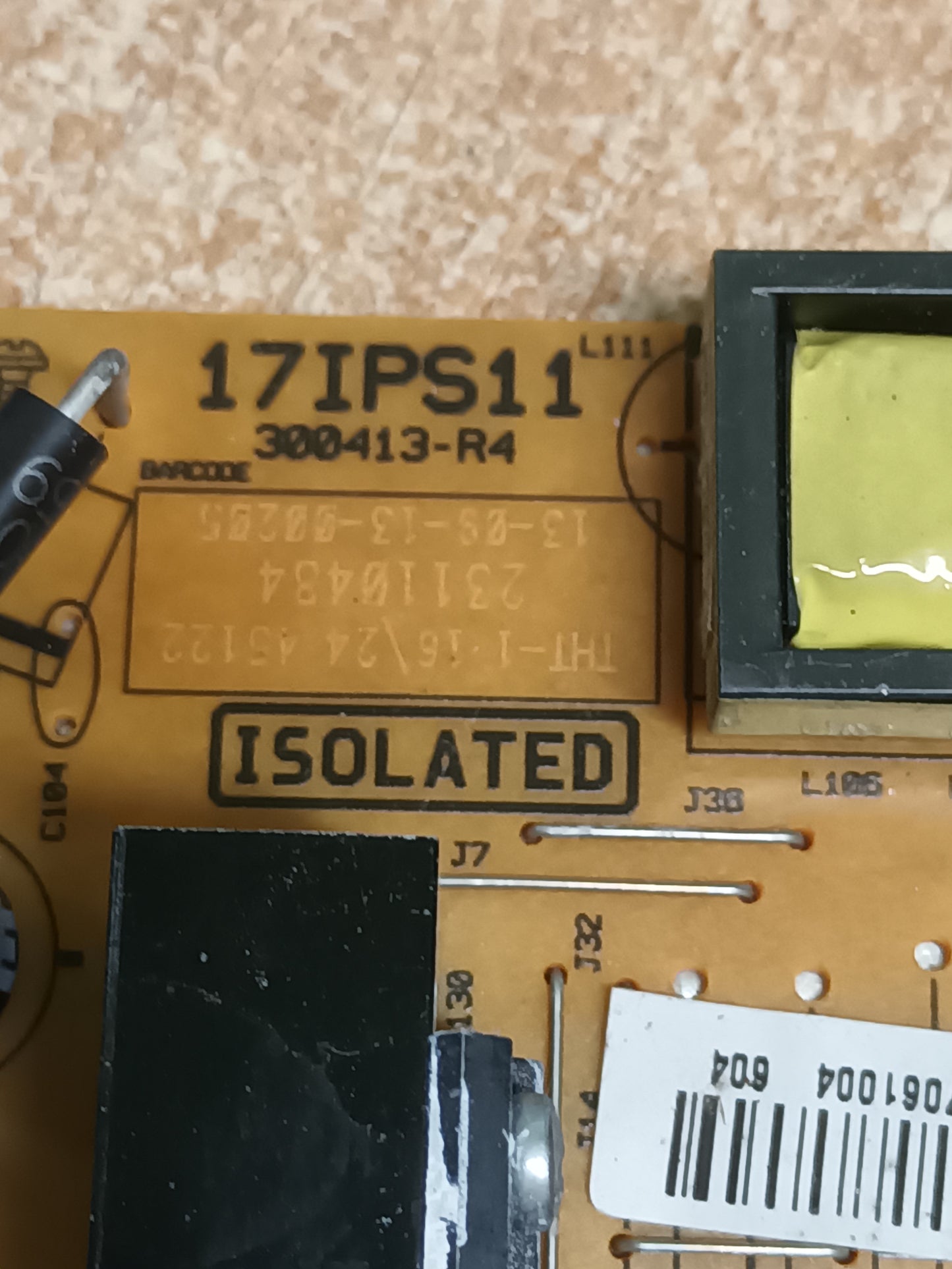 17IPS11, 300413-R4 de TOSHIBA 32W1333DG