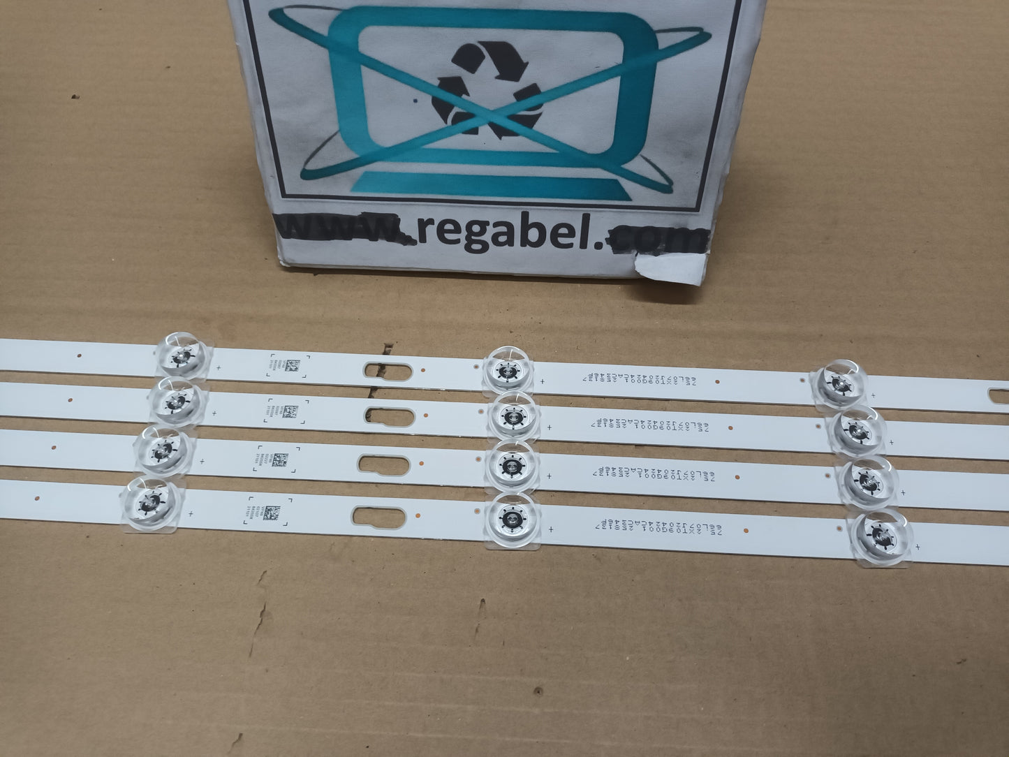 KIT 4 tiras de LED de SAMSUNG TU55CU7105K