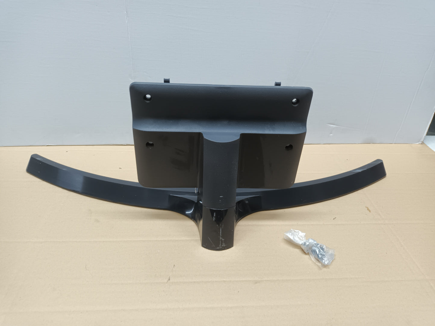 Soporte, peana de LG43UK6470PLC