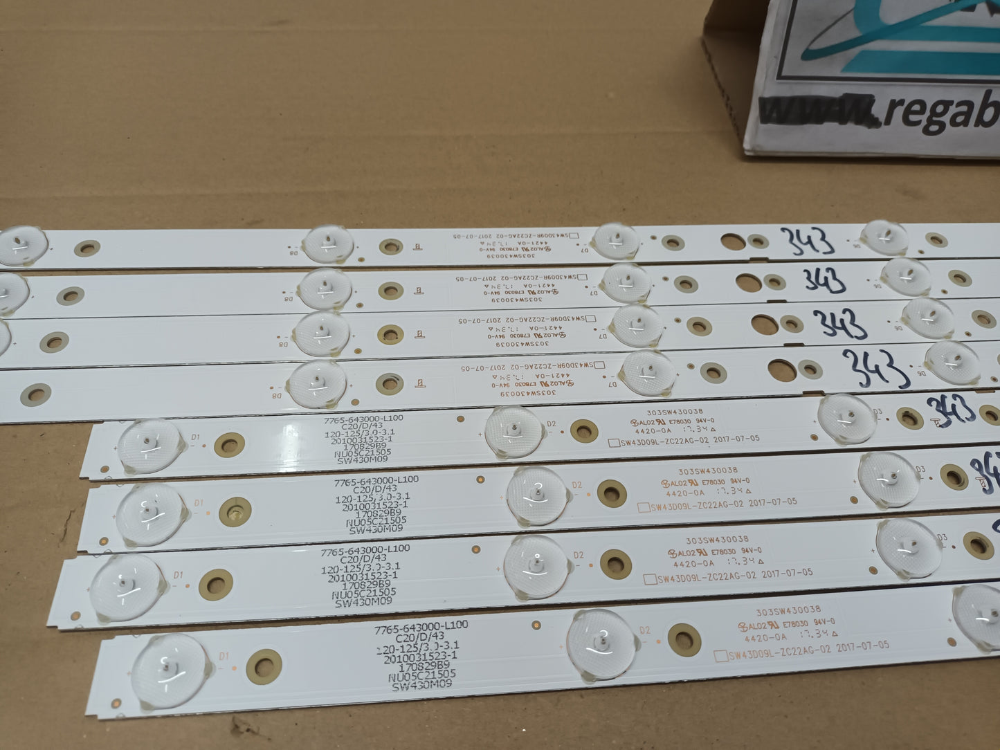 KIT 8 TIRAS LED, desmontada de LG43UJ620V