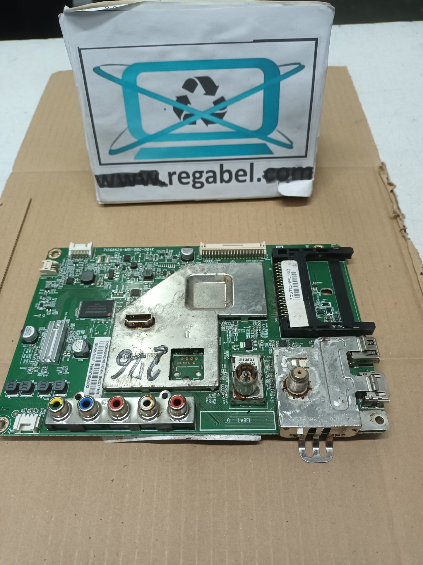 placa main, 715G8524-M01-B00-004K, de LG32LJ500U