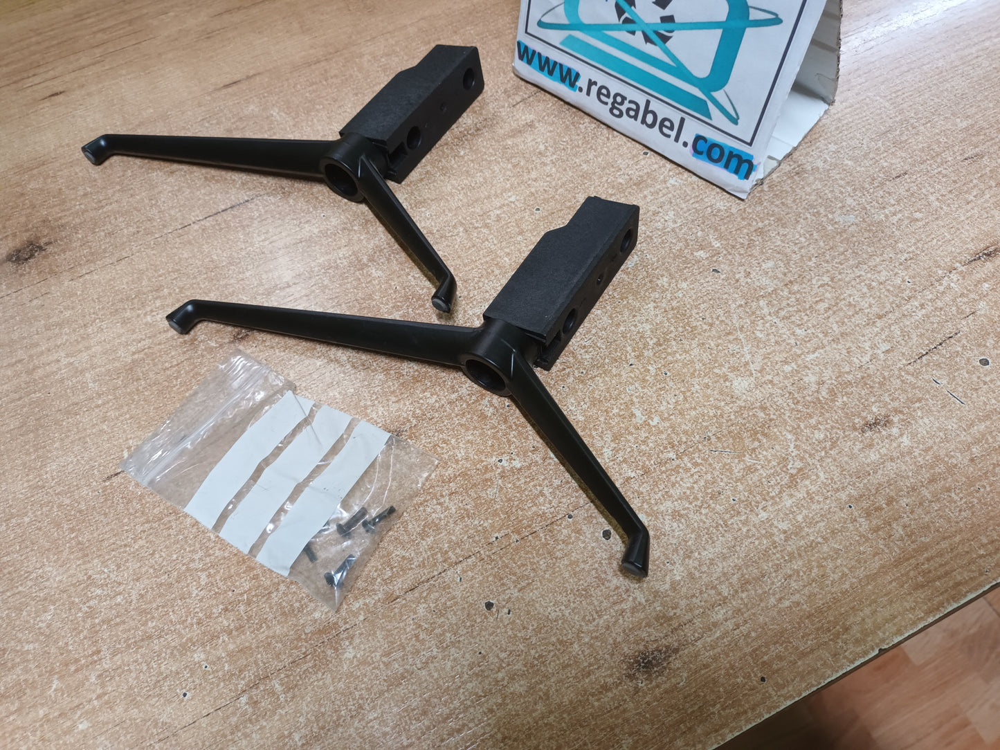 soporte, pies de DAEWOO D55DM54UAMS