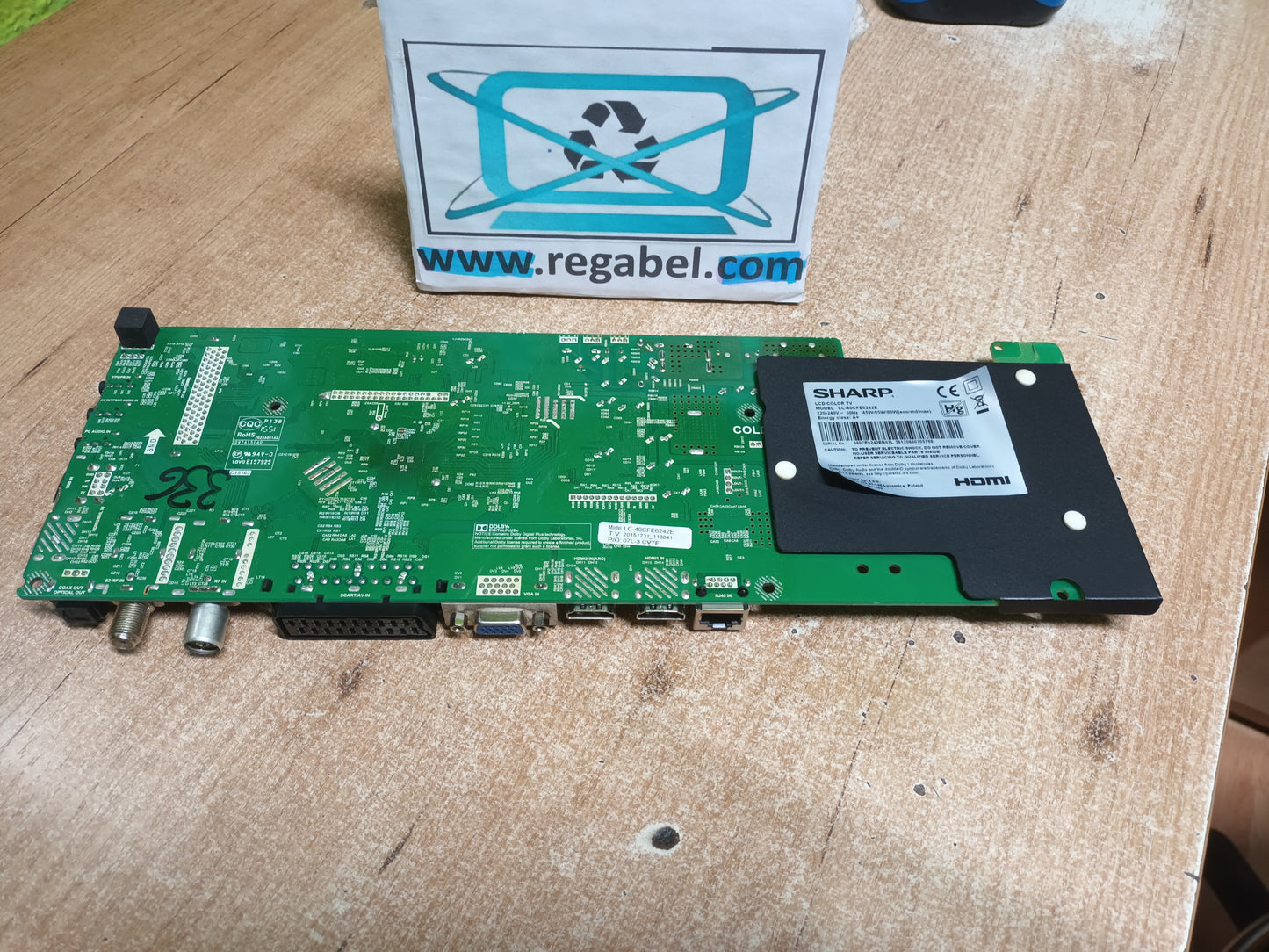 TP.MS6308.PB711, de SHARP LC-40CFE6424E