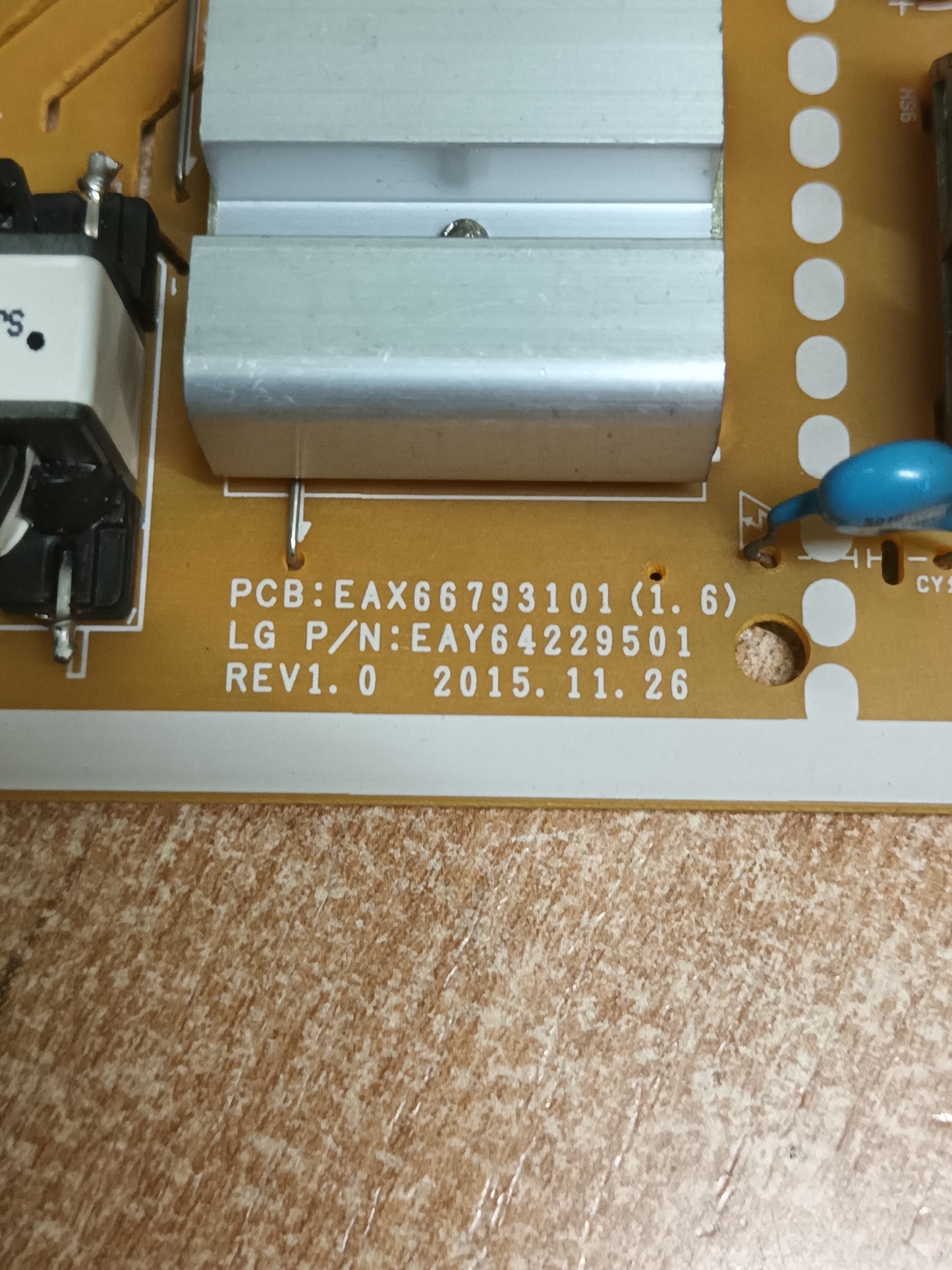 EAX66793101(1.6) de LG43LH615V
