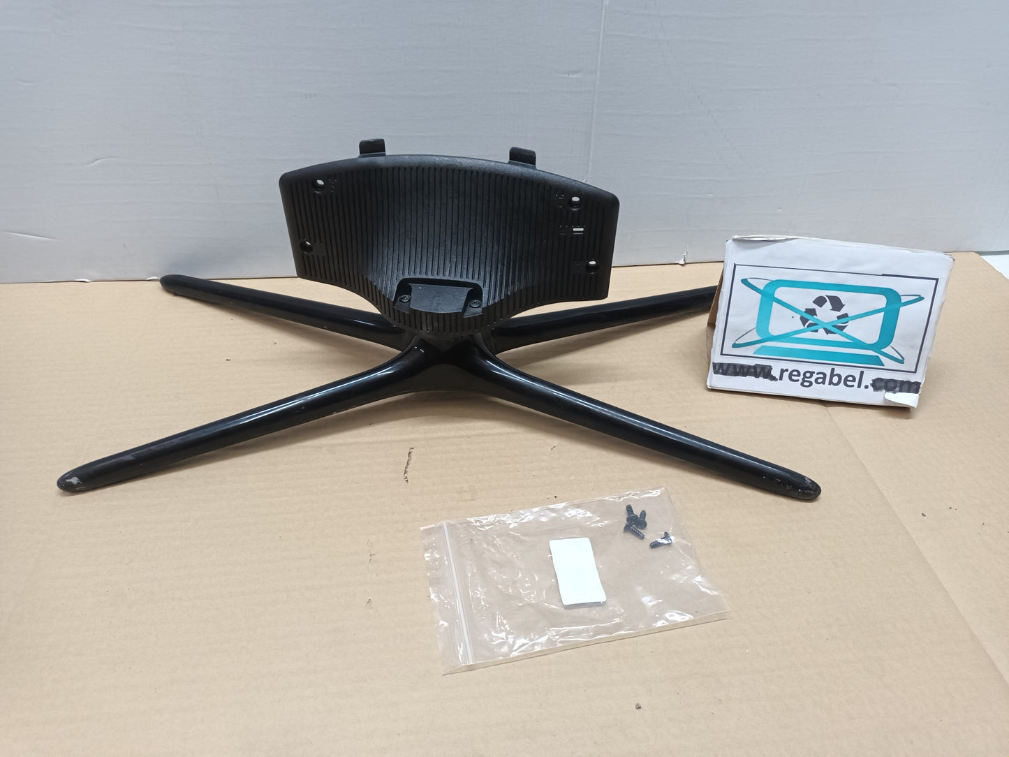 soporte, peana de SAMSUNG UE42F5500AW