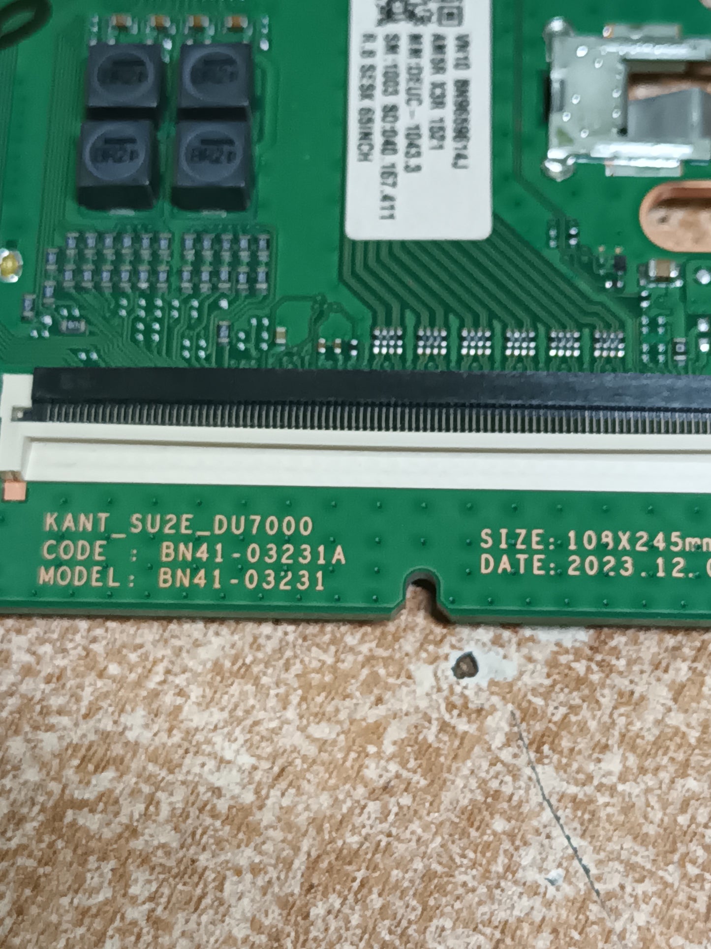 BN96-59614J, DE SAMSUNG TU65DU7105K,