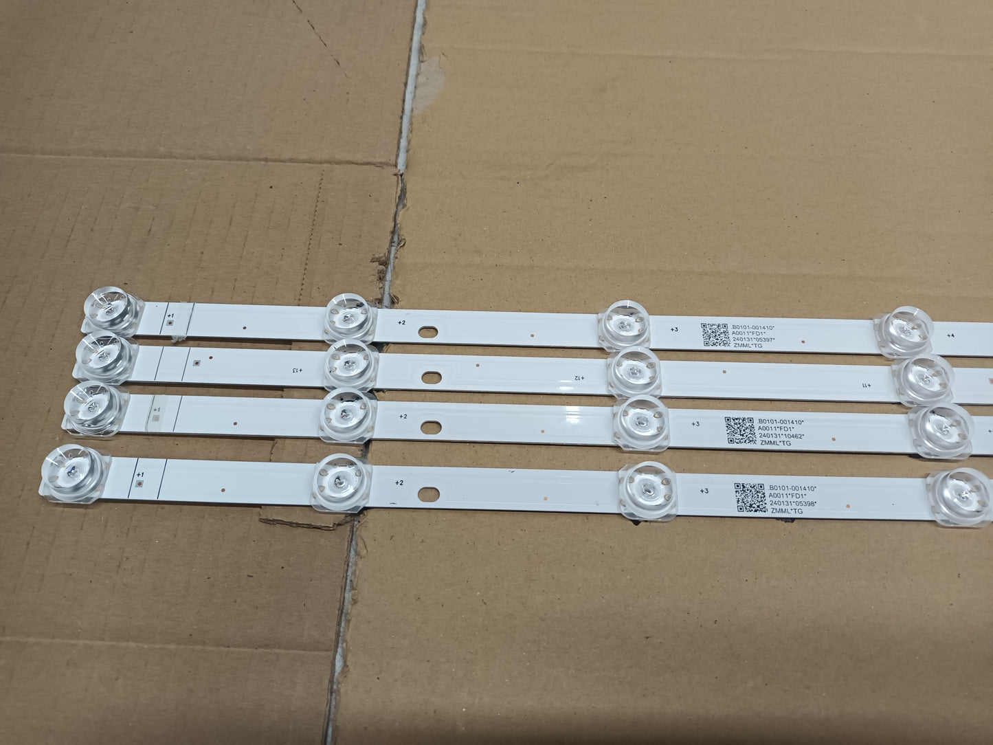 KIT 4 tiras de TCL55V655