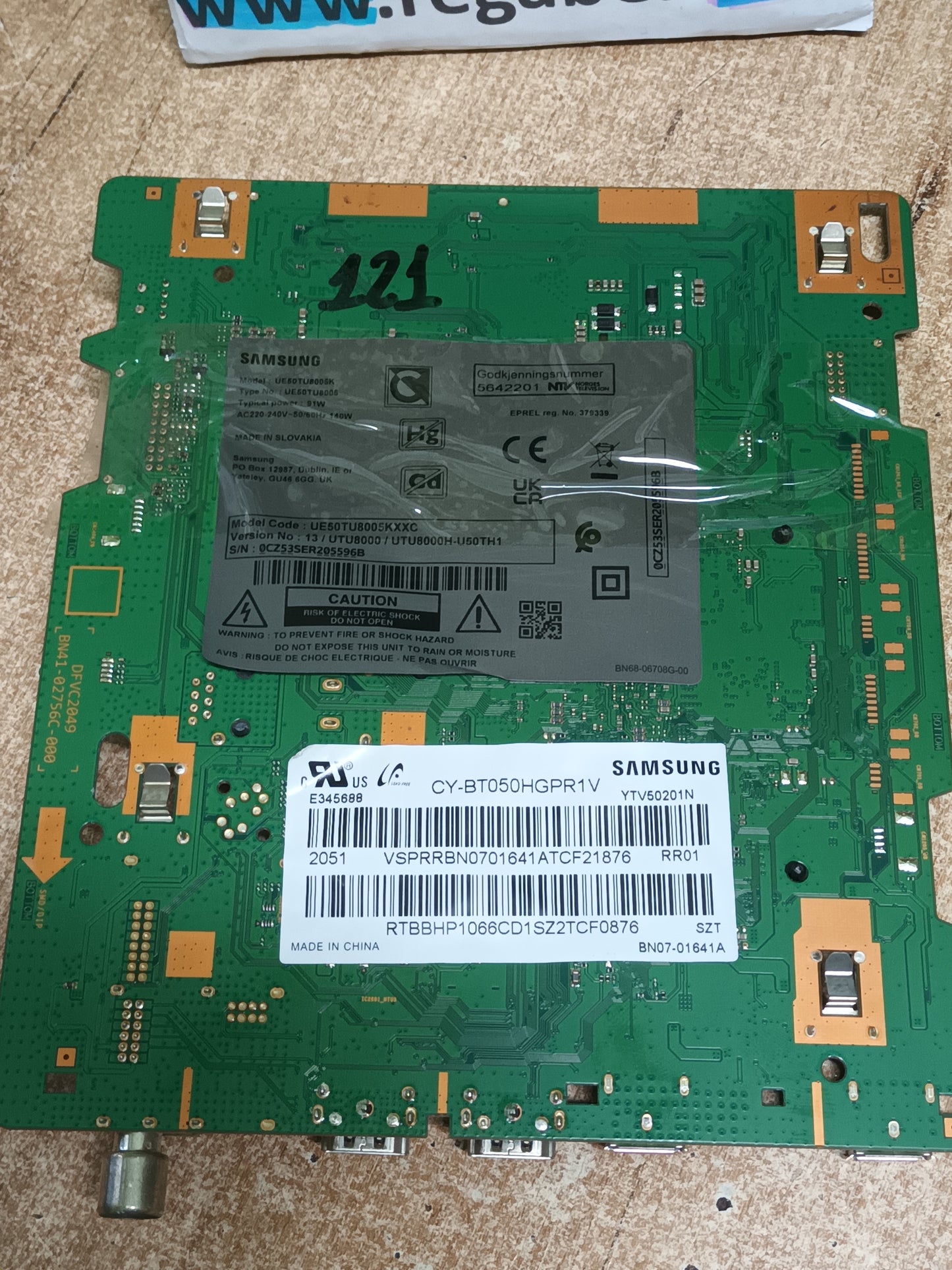 BN94-12873G, de SAMSUNG UE50TU8005K