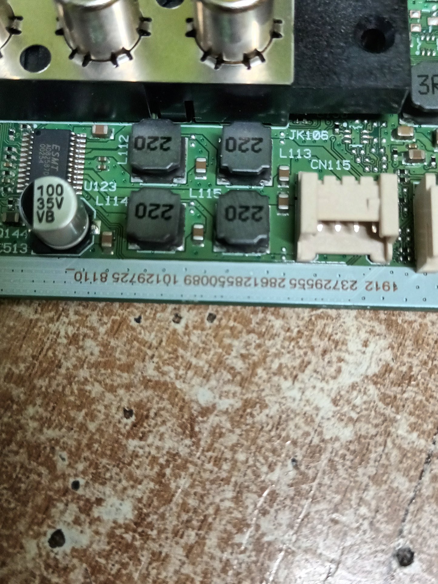 17MB170, de EVVO 55 UHD 20